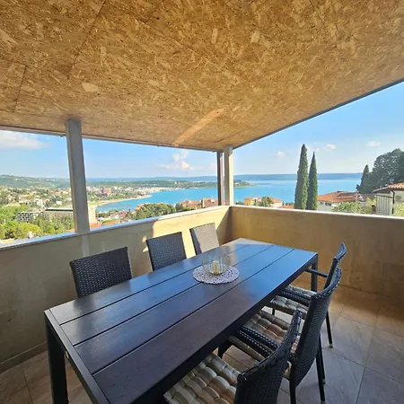 Apartmaji Vila Antonia Portoroz Exterior photo